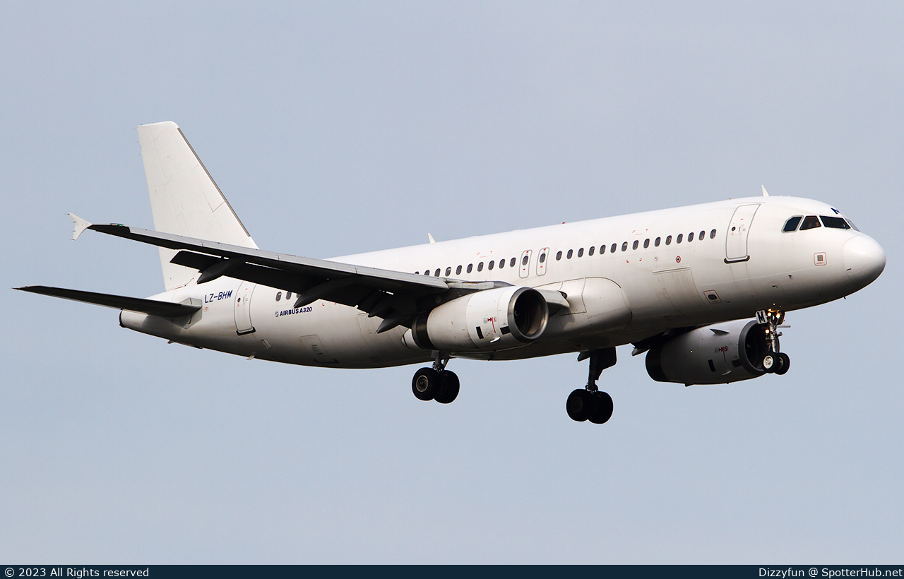 Photo of LZ-BHM - Airbus A320-232 operated by BH Air