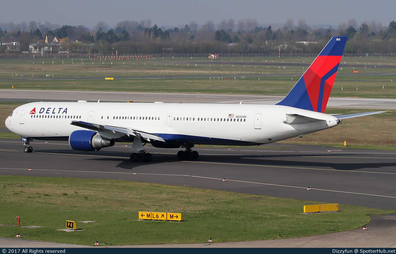 Photo of N826MH - Boeing 767-432(ER) operated by Delta Air Lines