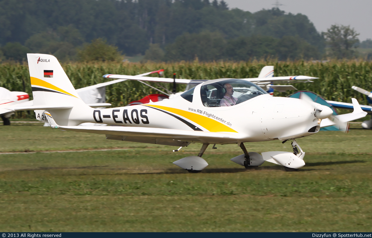 Photo of D-EAQS - Aquila A210 operated by RheinMain Flightcenter