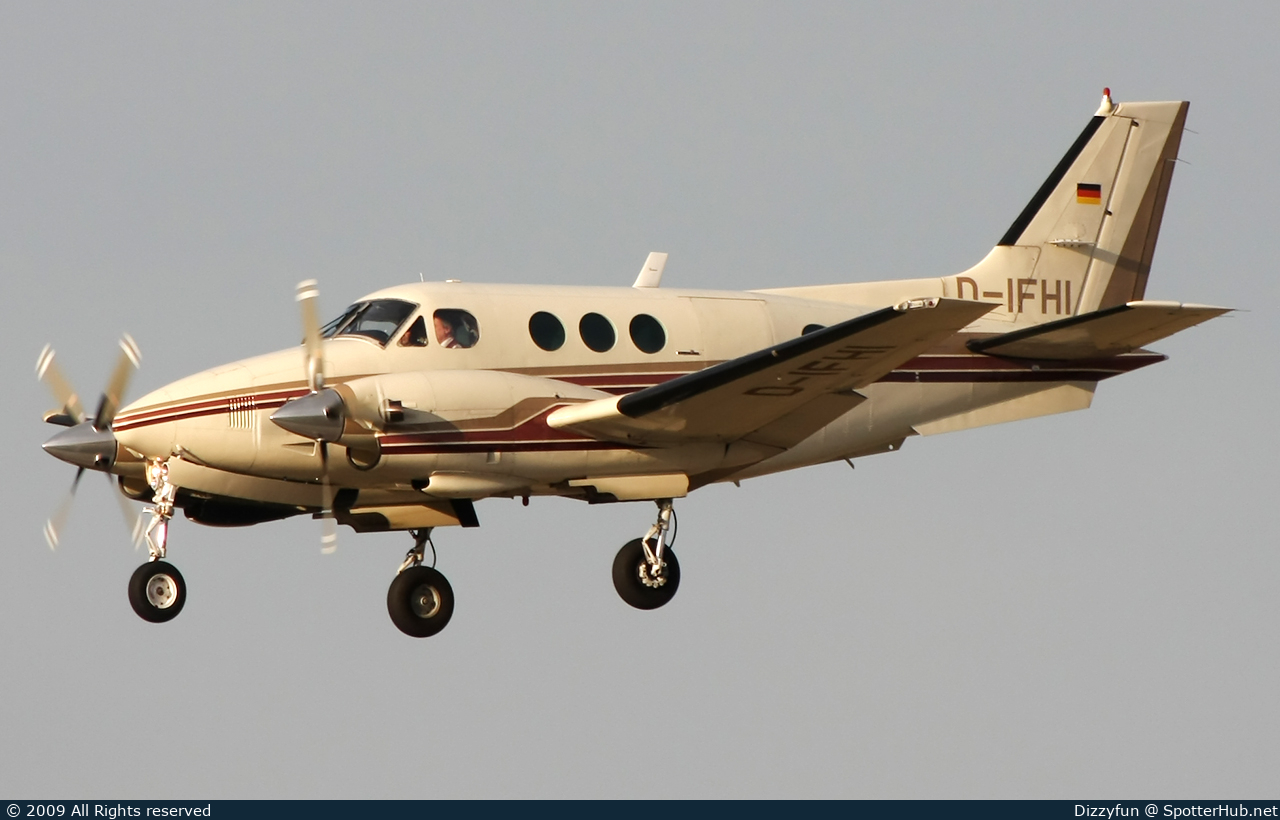 Photo of D-IFHI - Beechcraft C90 King Air operated by Private