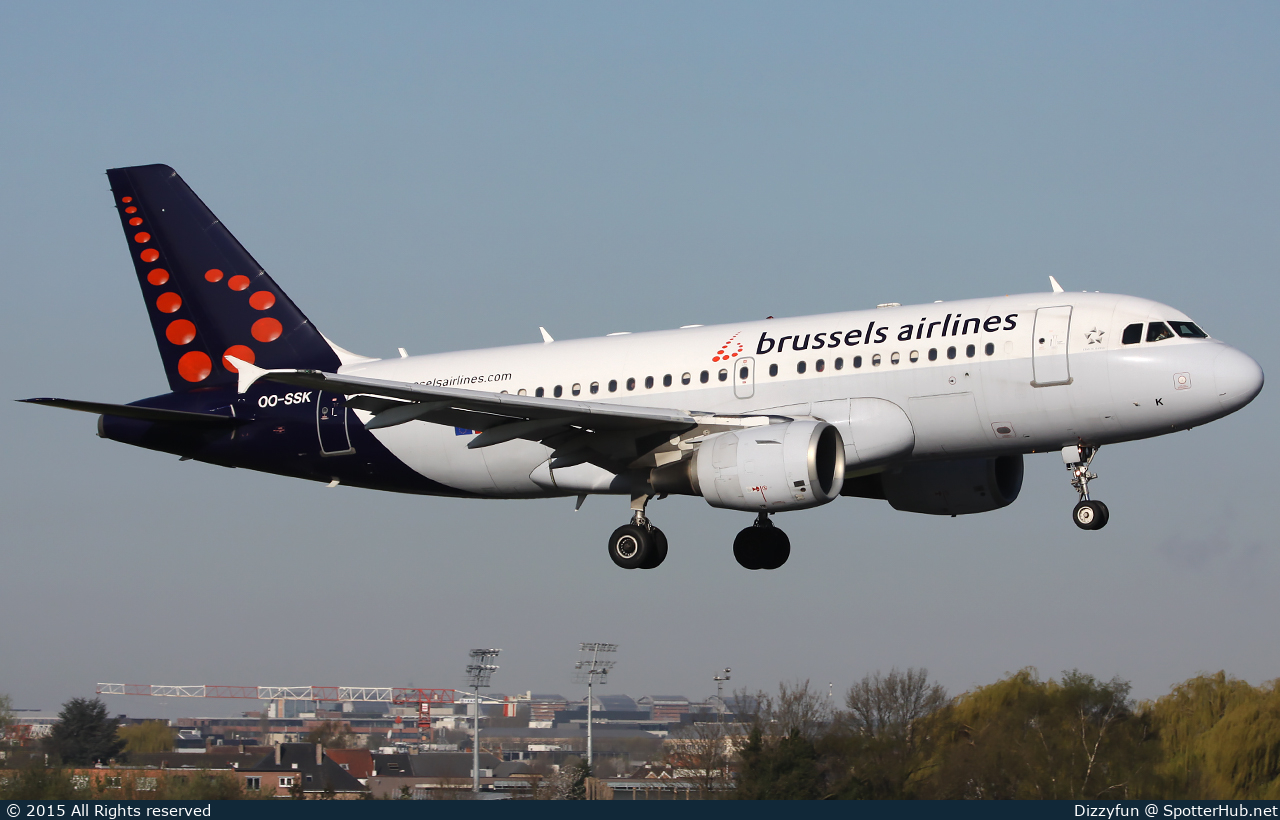 Photo of OO-SSK - Airbus A319-112 operated by Brussels Airlines