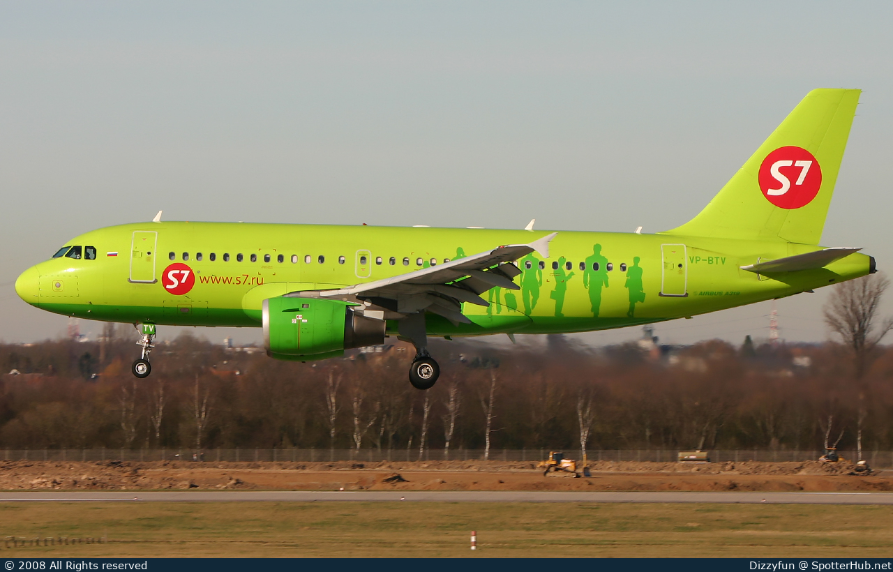 Photo of VP-BTV - Airbus A319-114 operated by S7 Airlines