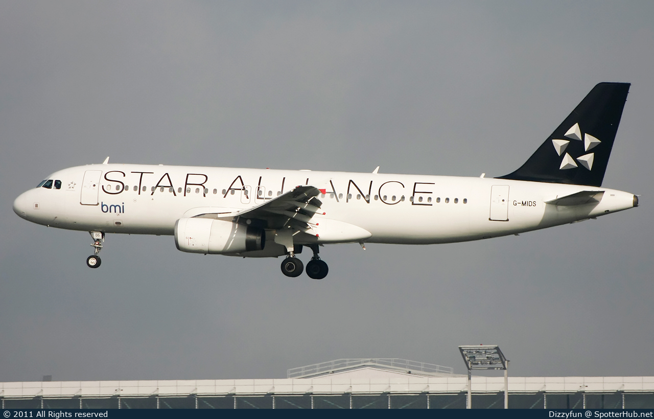 Photo of G-MIDS - Airbus A320-232 operated by bmi British Midland