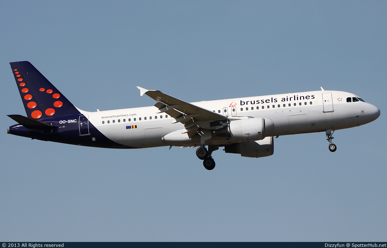 Photo of OO-SNC - Airbus A320-214 operated by Brussels Airlines