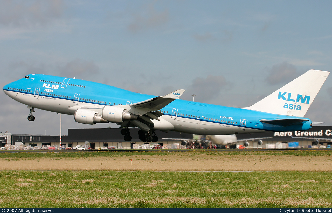 Photo of PH-BFD - Boeing 747-406(M) operated by KLM Asia