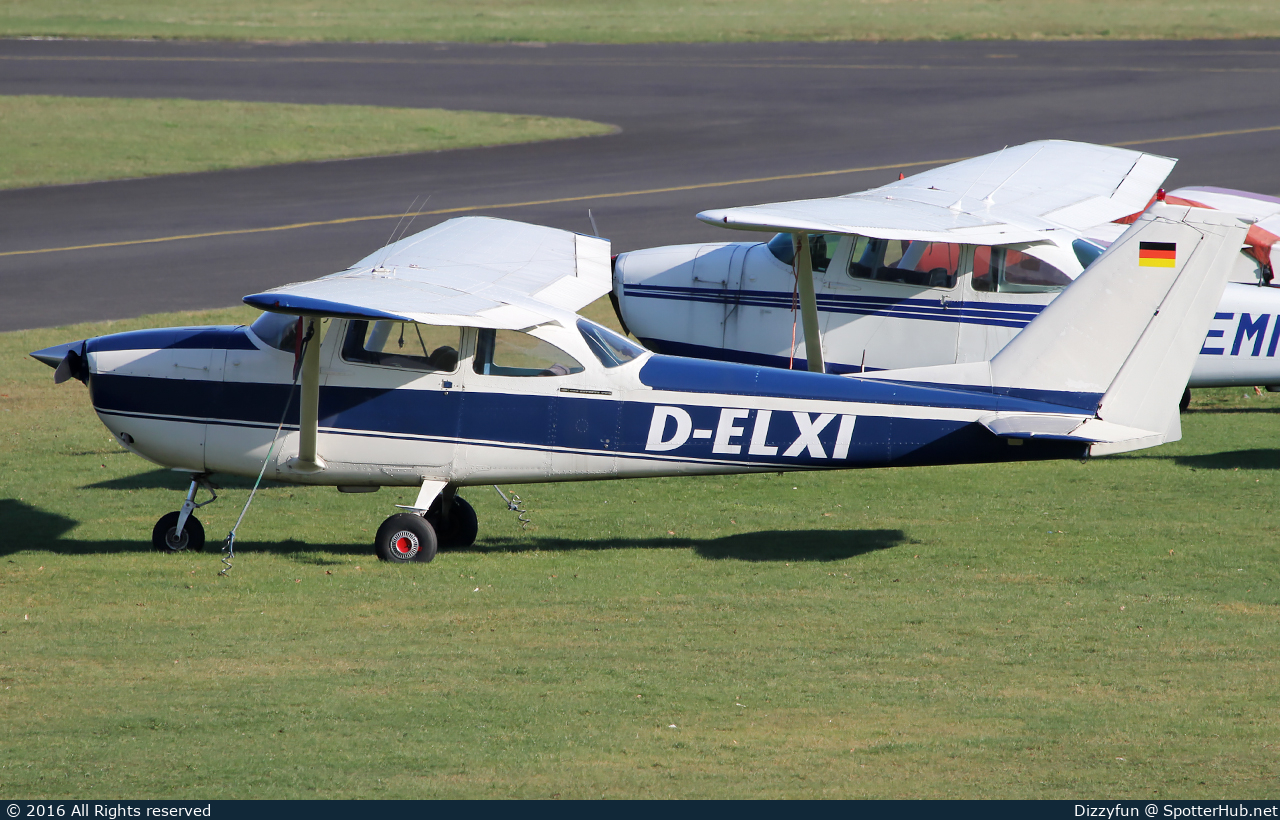 Photo of D-ELXI - Reims-Cessna F172H Skyhawk operated by Private