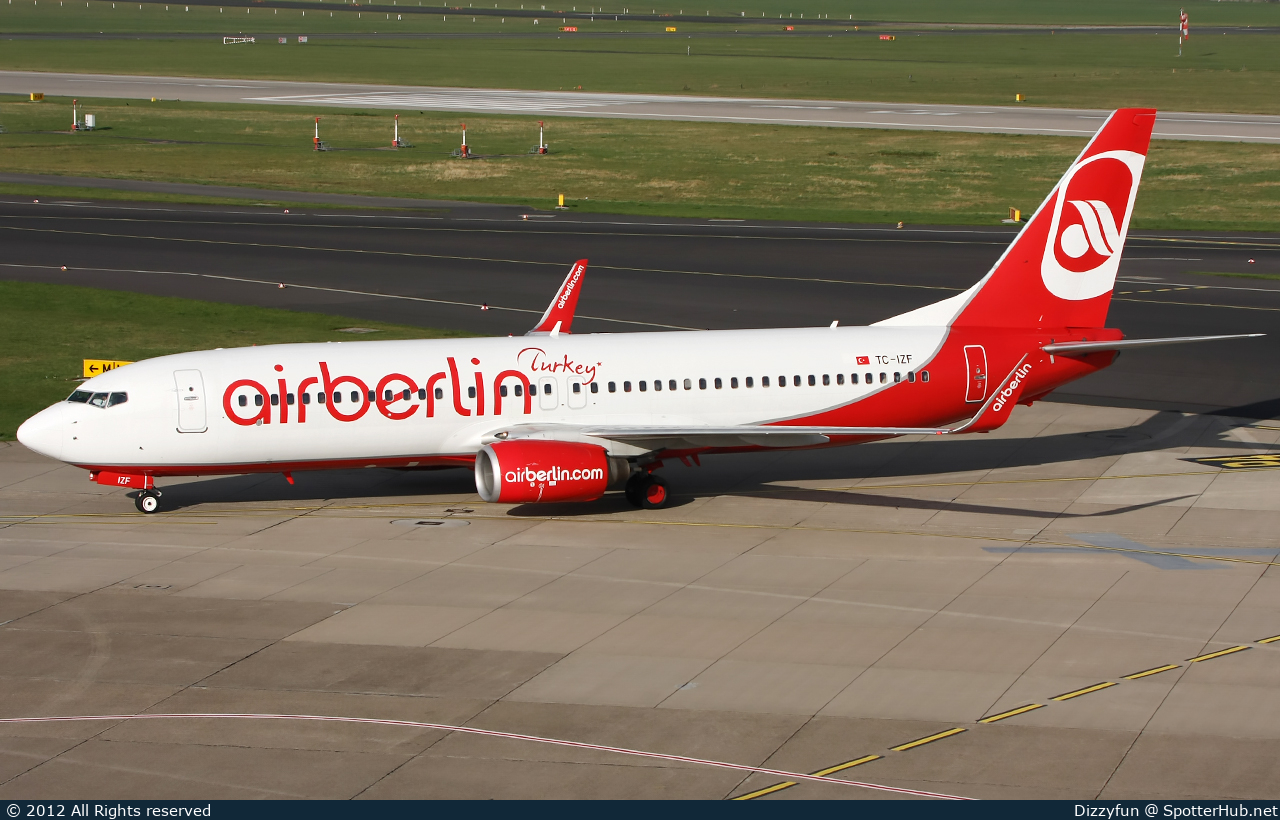 Photo of TC-IZF - Boeing 737-86J operated by Air Berlin Turkey