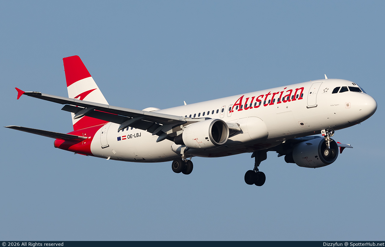 Photo of OE-LBJ - Airbus A320-214 operated by Austrian Airlines