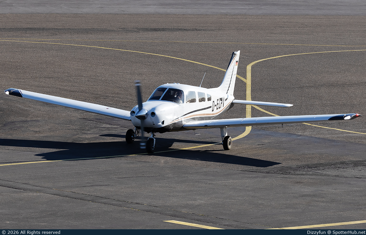 Photo of D-ELPV - Piper PA-28-181 Archer III operated by Motorflug-Club Salzgitter