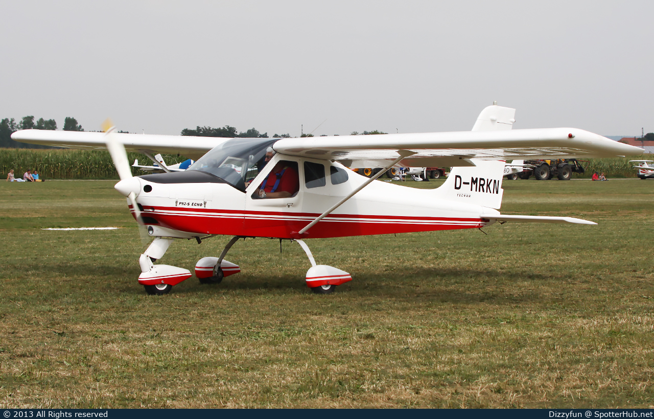 Photo of D-MRKN - Tecnam P92 Echo Super operated by Private