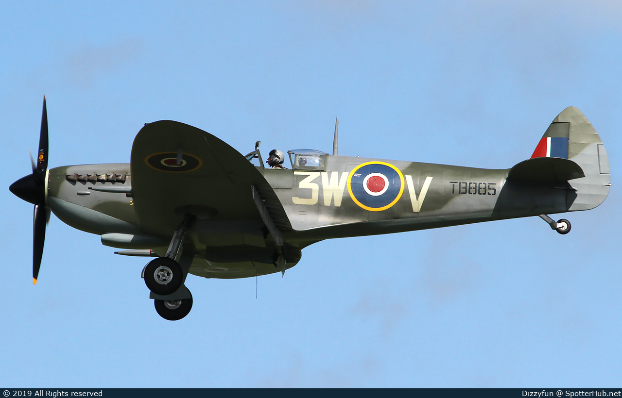 Photo of G-CKUE - Supermarine 361 Spitfire LF Mk.XVIe operated by Private