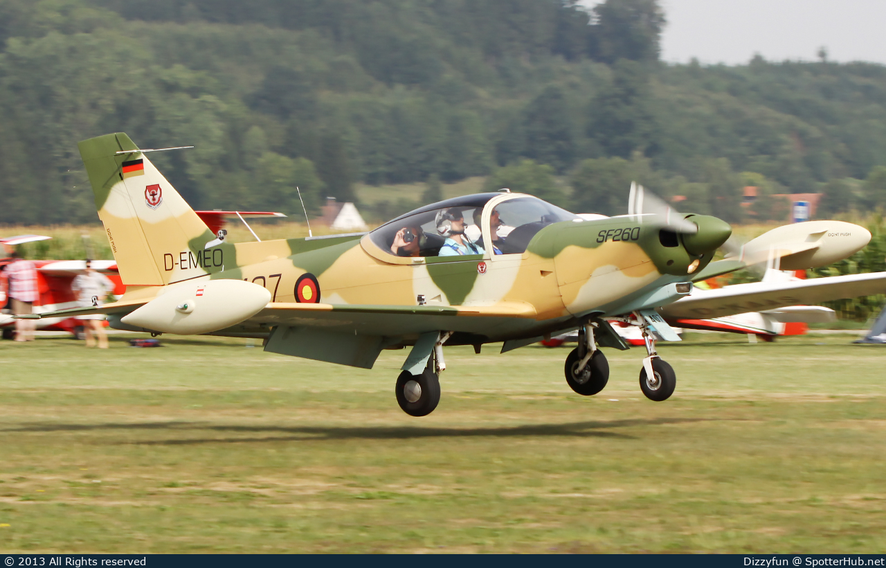 Photo of D-EMEO - SIAI-Marchetti SF.260WL operated by Private