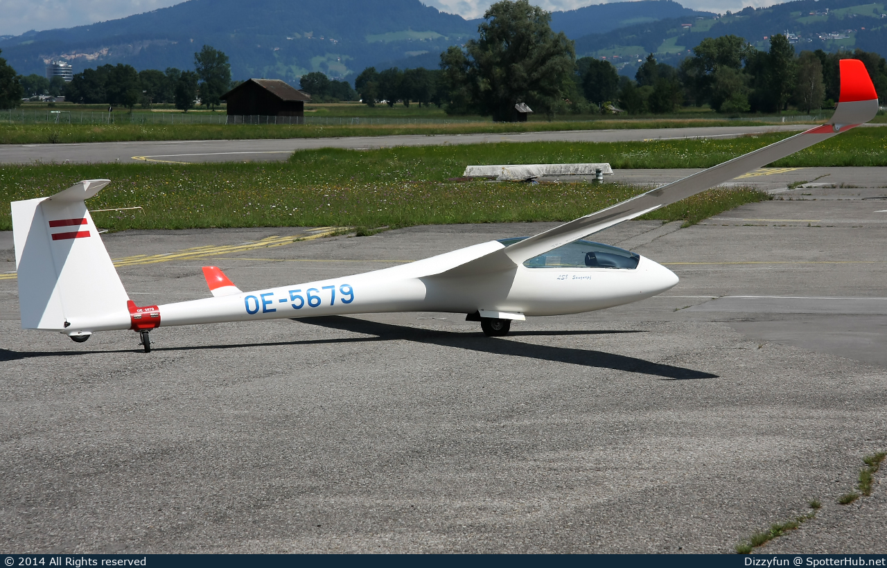 Photo of OE-5679 - Rolladen-Schneider LS8-18 operated by ASKÖ-Sportfliegergruppe Bregenz