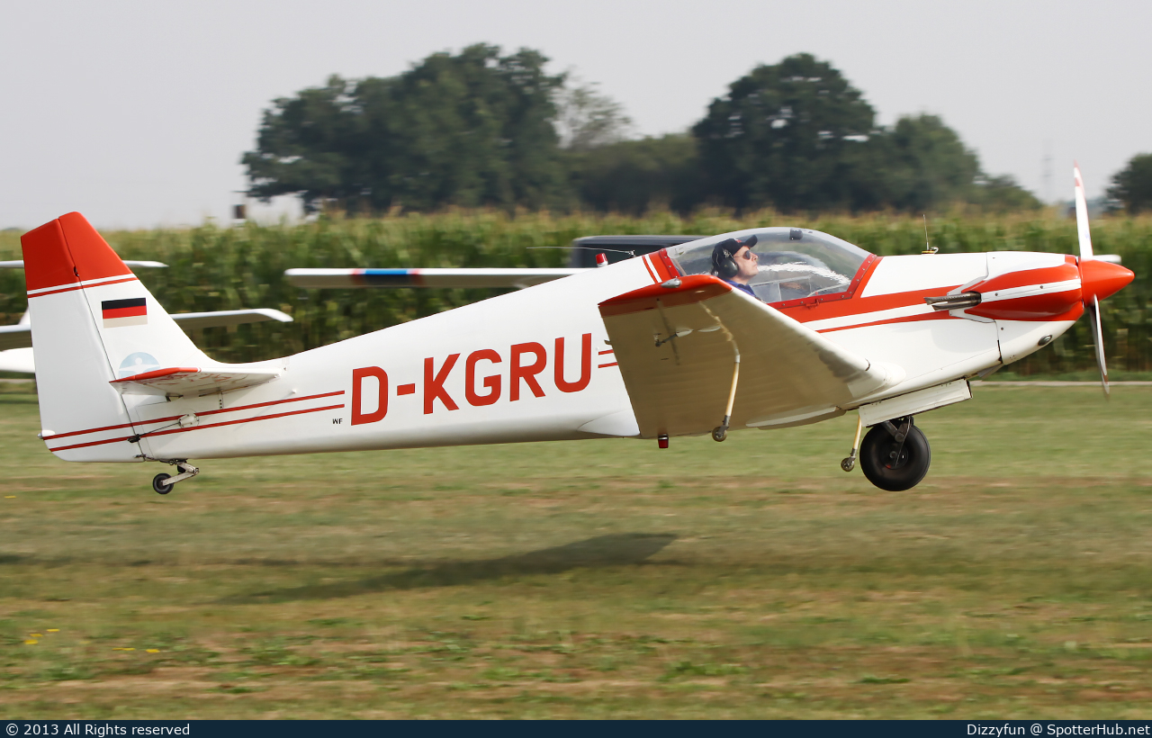 Photo of D-KGRU - Sportavia-Pützer Fournier RF 4D operated by Private