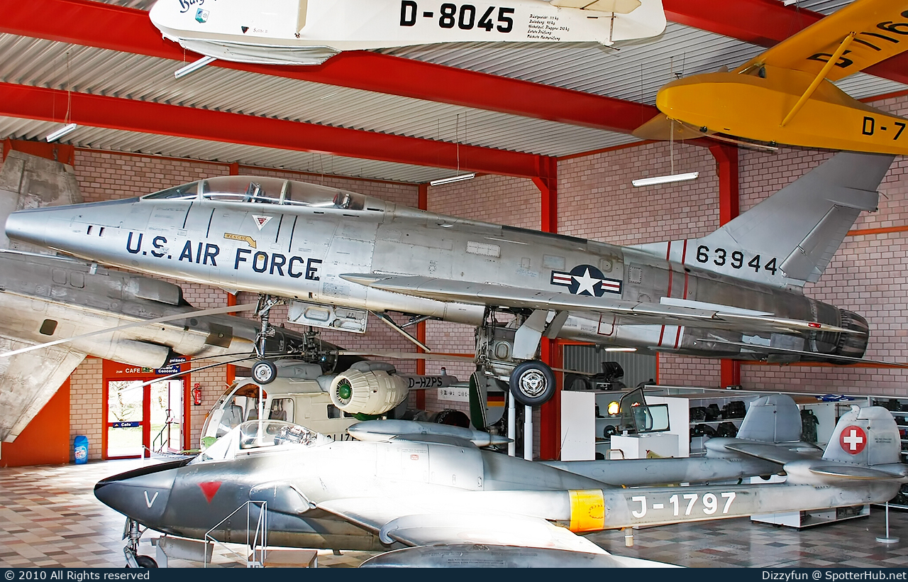 Photo of 56-3944 - North American F-100F Super Sabre operated by US Air Force