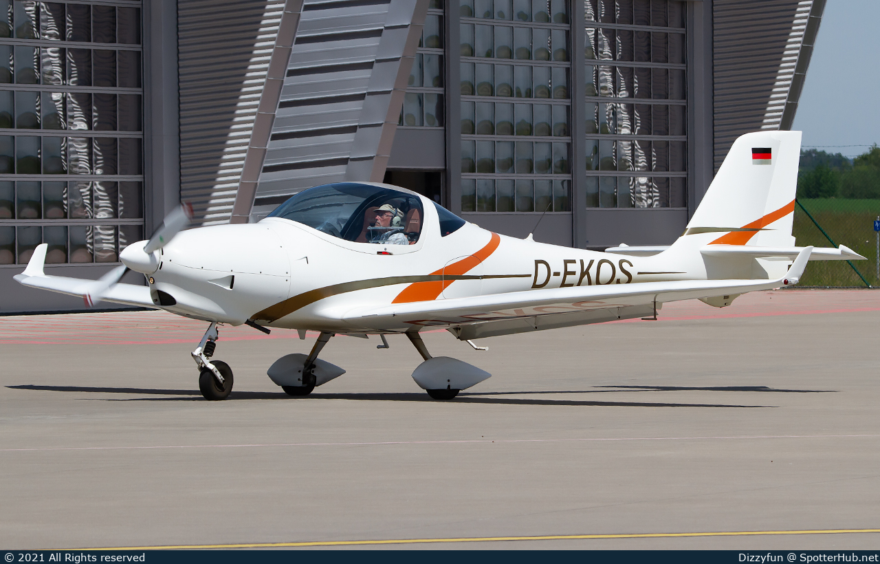 Photo of D-EKOS - Aquila A210 operated by Aero-Club Bünde