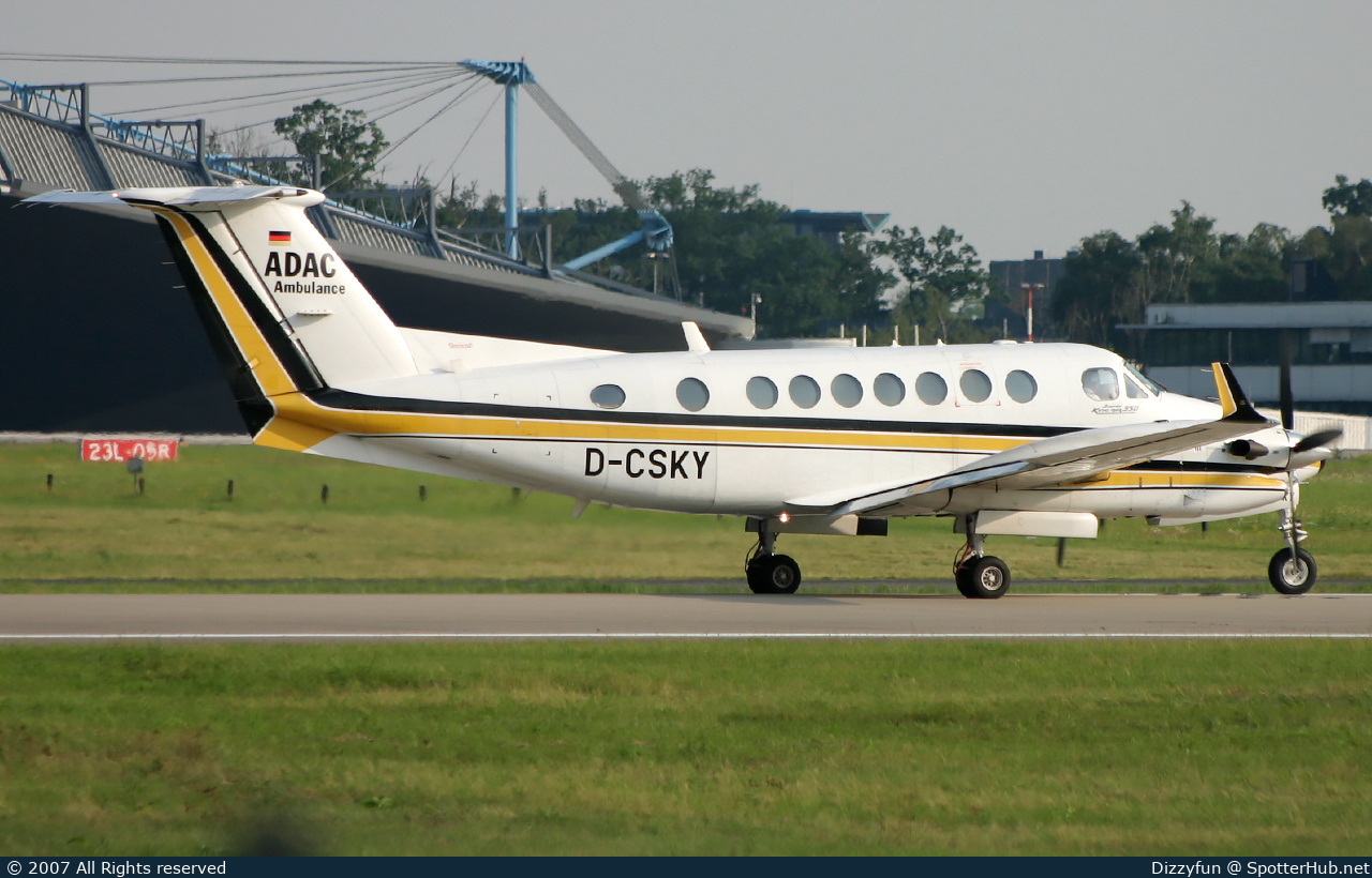 Photo of D-CSKY - Beechcraft B300 Super King Air 350 operated by Aero-Dienst