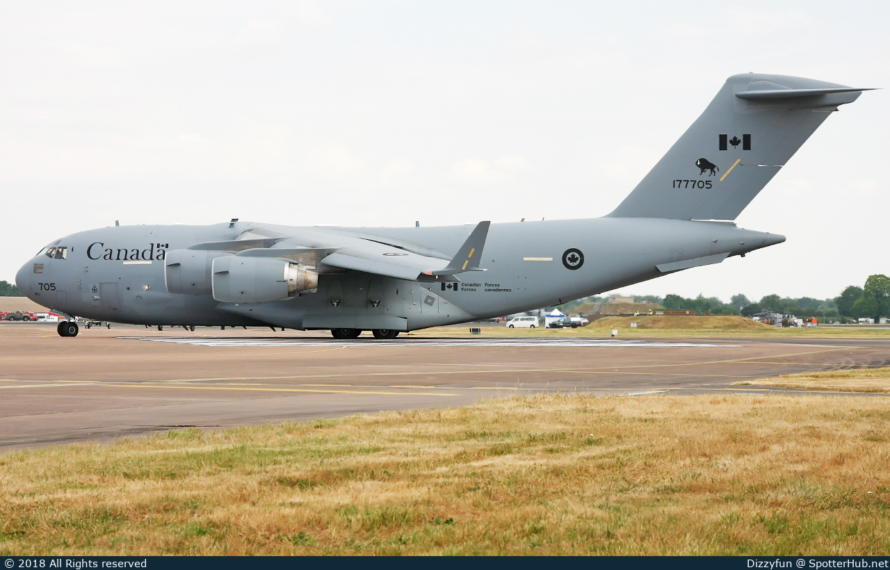 Photo of 177705 - Boeing CC-177 Globemaster III operated by Royal Canadian Air Force