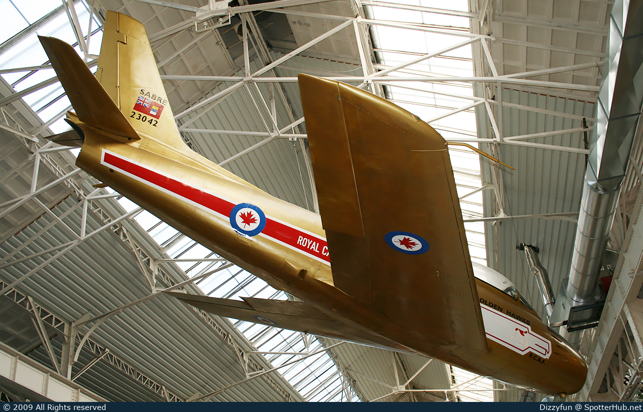 Photo of 01+04 - Canadair CL-13B Sabre Mk.6 [North American F-86] operated by Royal Canadian Air Force