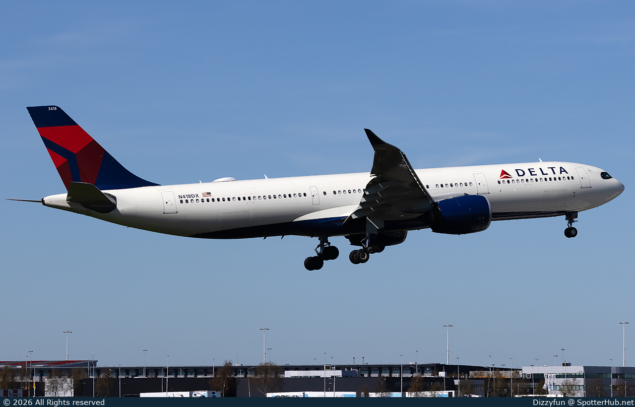 Photo of N418DX - Airbus A330-941 operated by Delta Air Lines