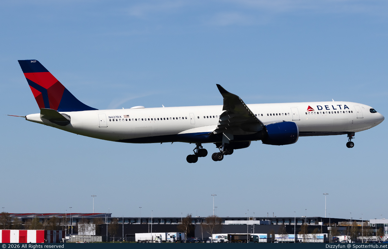 Photo of N427DX - Airbus A330-941 operated by Delta Air Lines