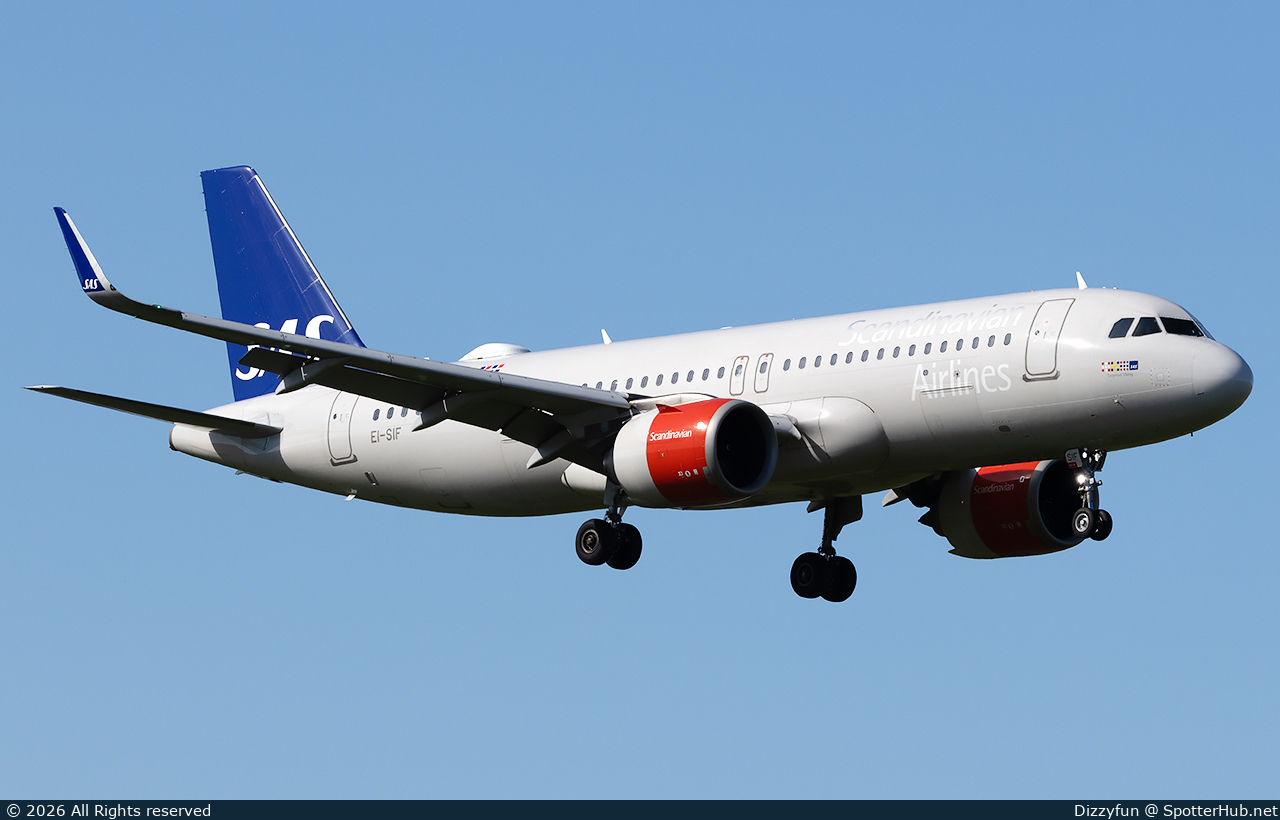 Photo of EI-SIF - Airbus A320-251N operated by SAS Connect