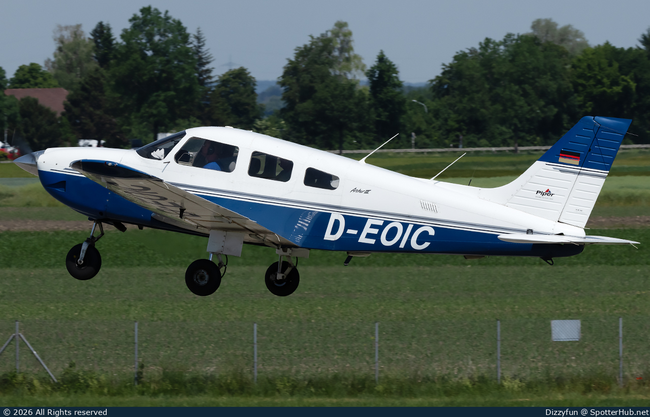 Photo of D-EOIC - Piper PA-28-181 Archer III at Campo di Volo Delta Top Pegaso