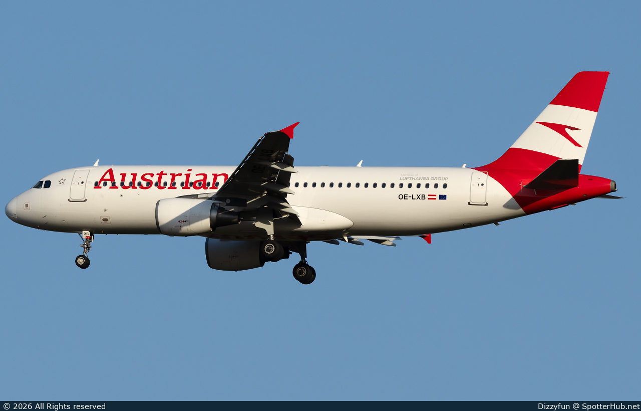 Photo of OE-LXB - Airbus A320-216 operated by Austrian Airlines