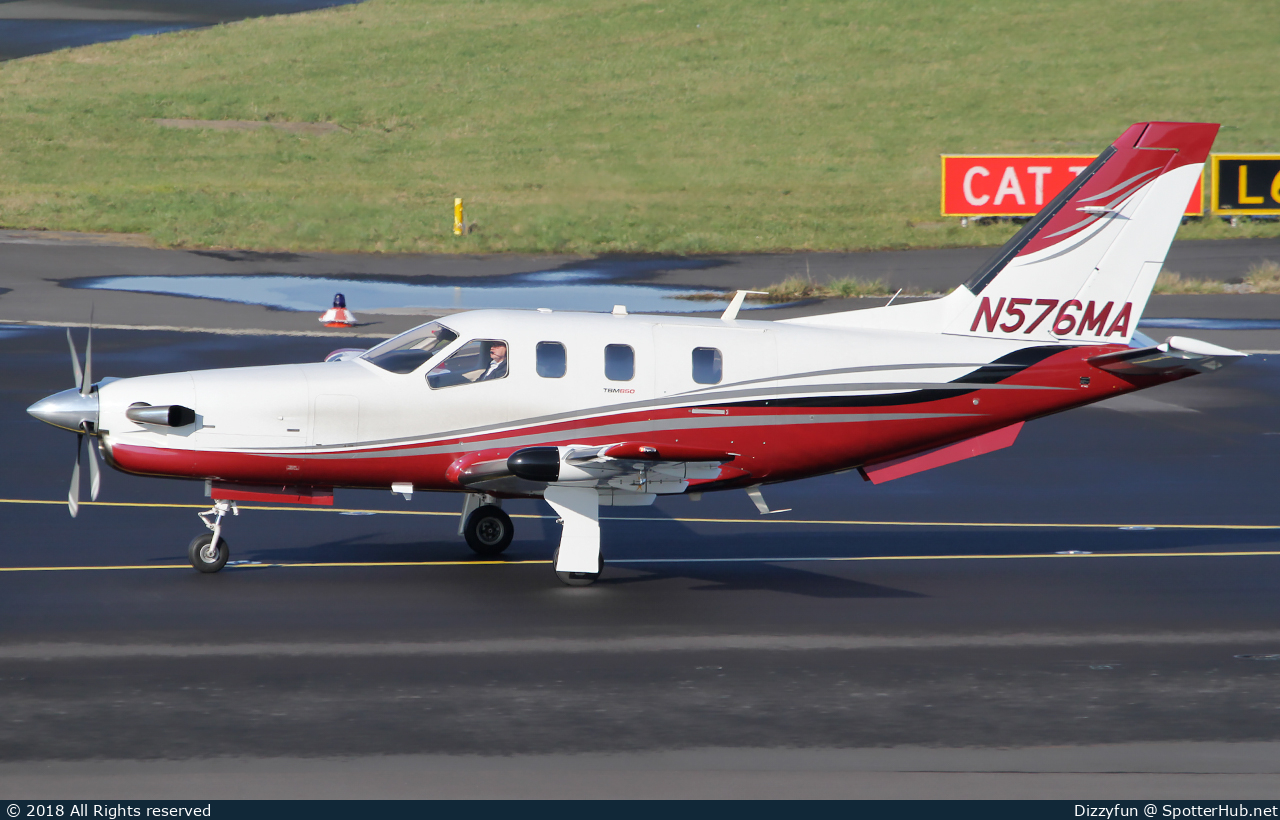 Photo of N576MA - SOCATA TBM 850 operated by Private