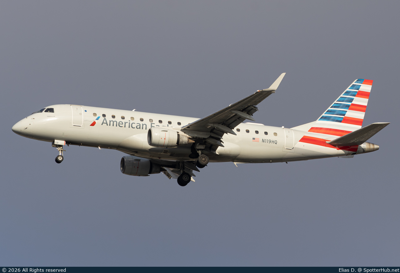 Photo of N119HQ - Embraer ERJ-175LR operated by American Eagle (opb Republic Airways)