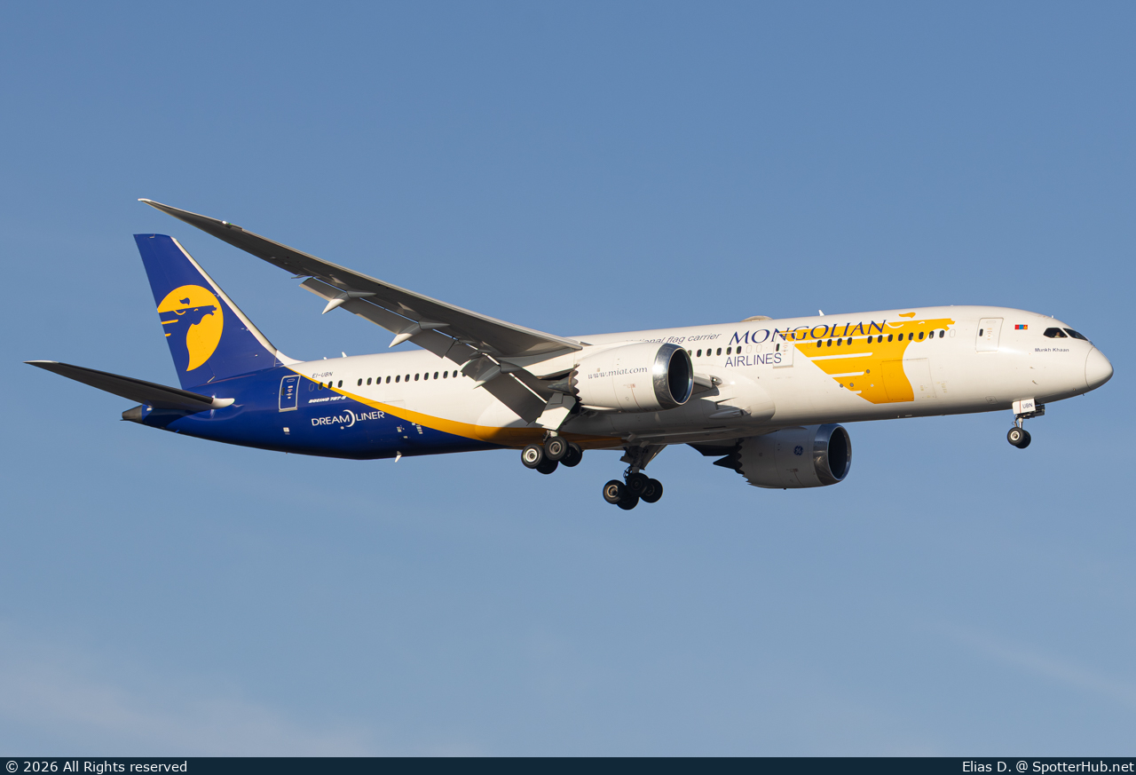 Photo of EI-UBN - Boeing 787-9 Dreamliner operated by MIAT Mongolian Airlines
