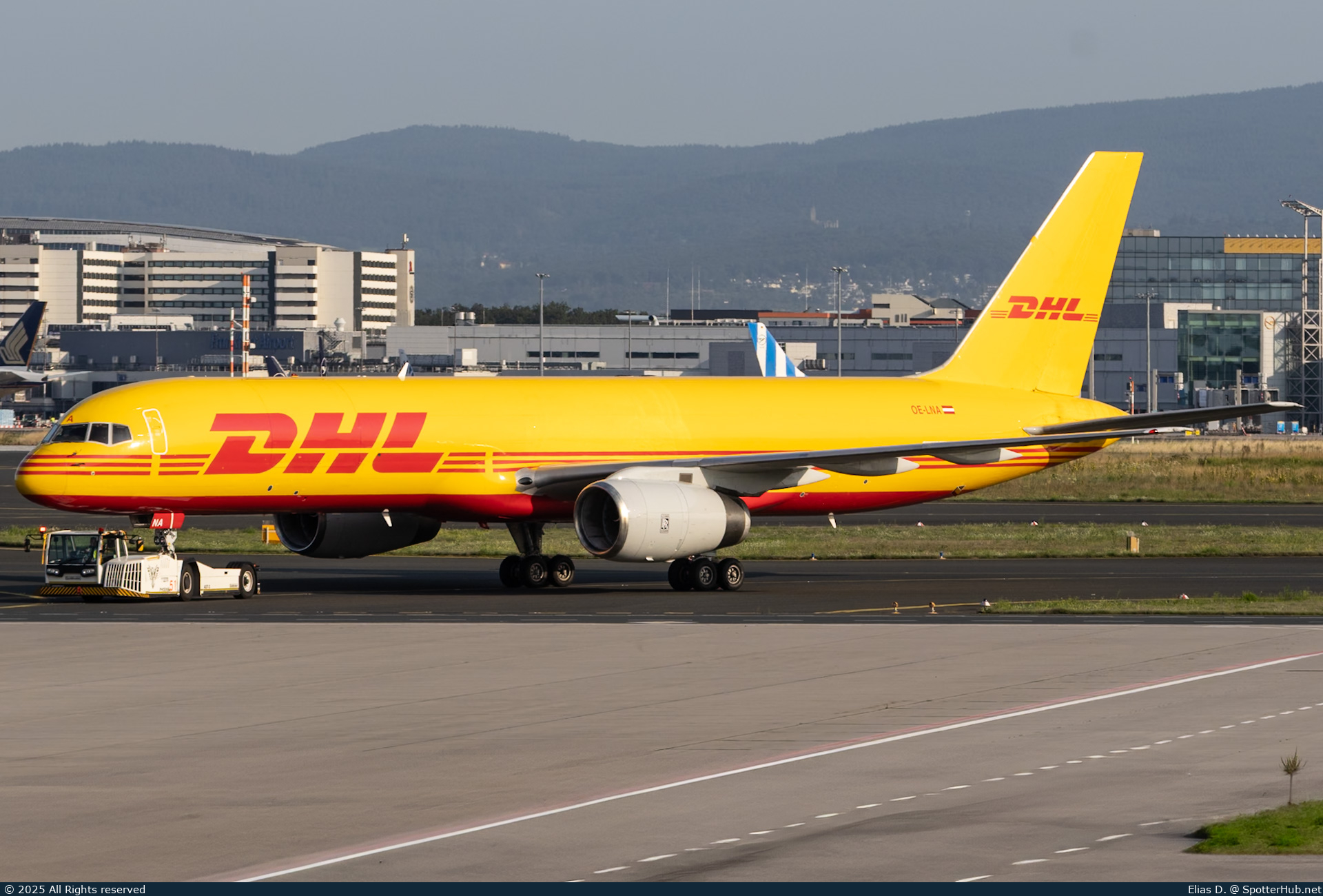 Photo of OE-LNA - Boeing 757-23A(PF) operated by DHL Air Austria