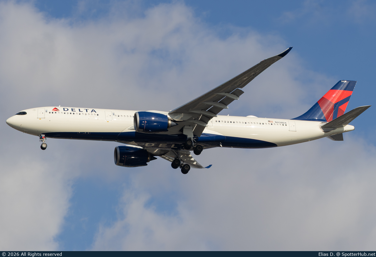 Photo of N438DX - Airbus A330-941 operated by Delta Air Lines