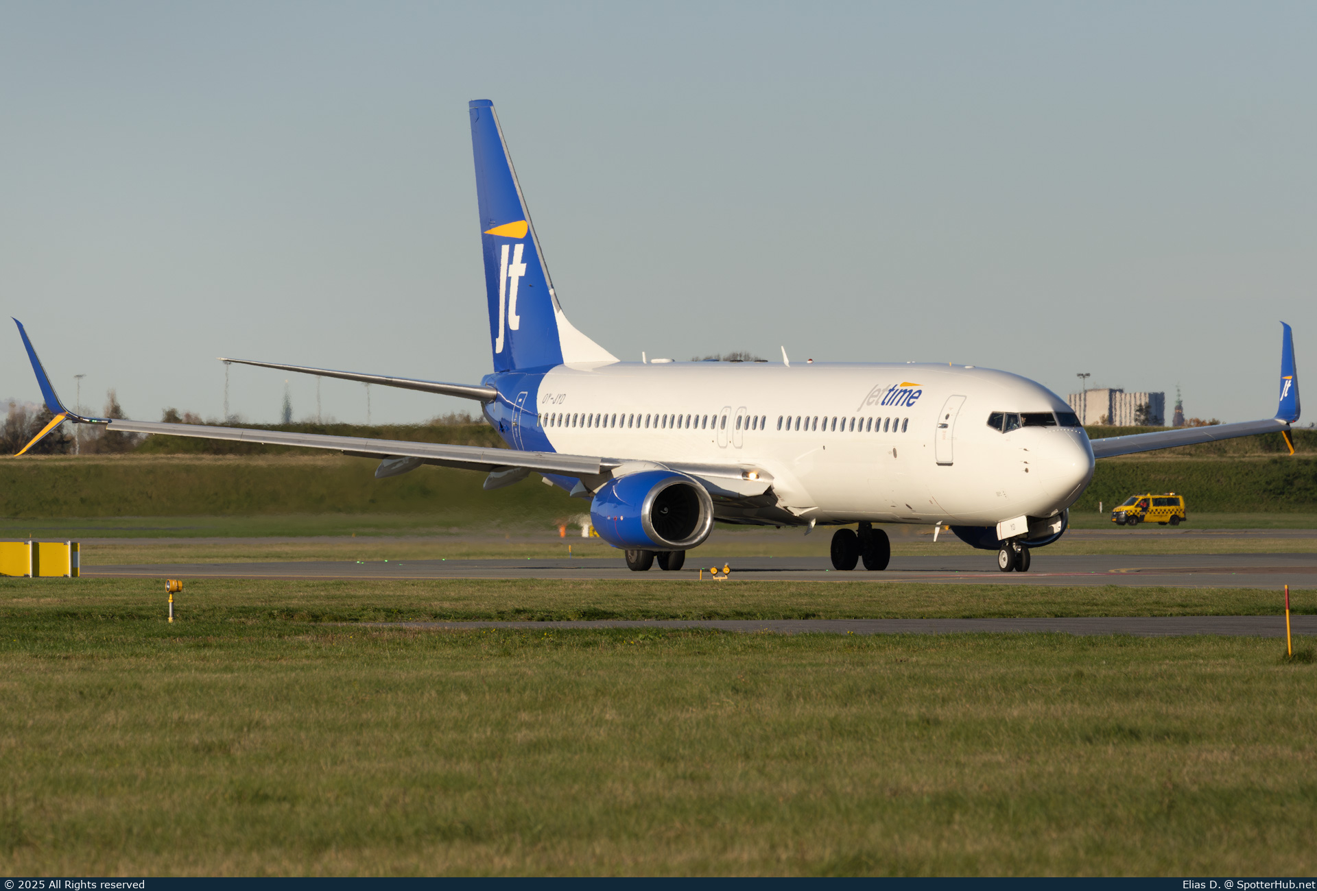 Photo of OY-JYD - Boeing 737-8SA operated by Jettime