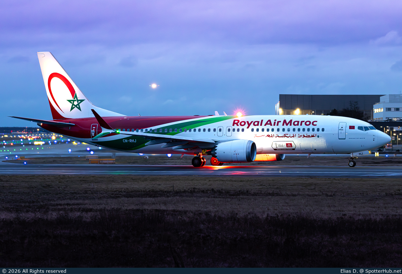 Photo of CN-RHJ - Boeing 737 MAX 8 operated by Royal Air Maroc