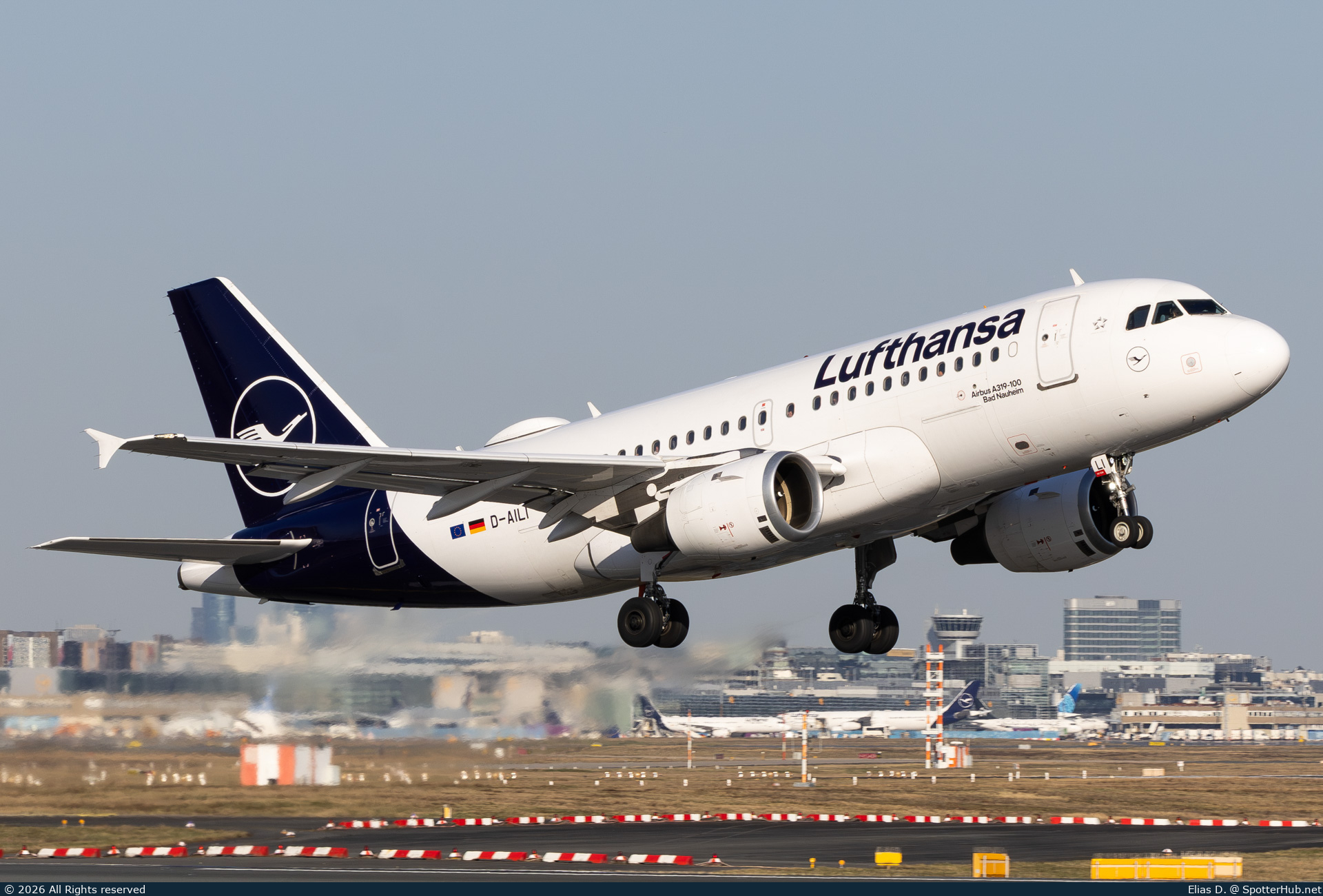 Photo of D-AILI - Airbus A319-114 operated by Lufthansa