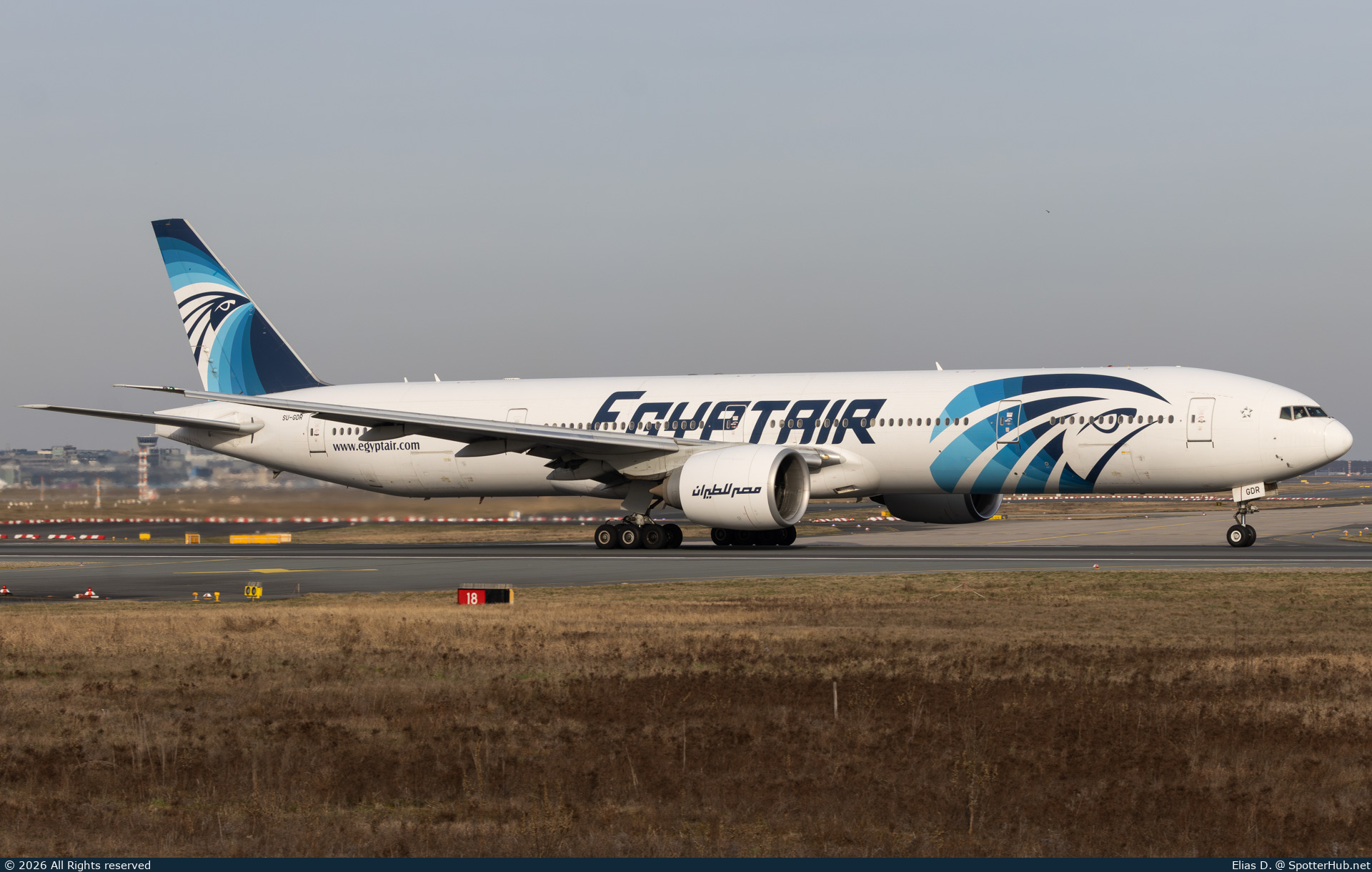 Photo of SU-GDR - Boeing 777-36N(ER) operated by Egyptair