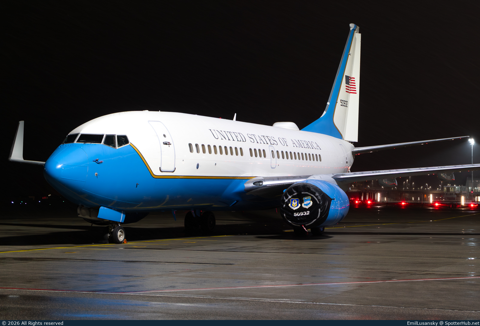 Photo of 05-0932 - Boeing C-40C operated by US Air Force