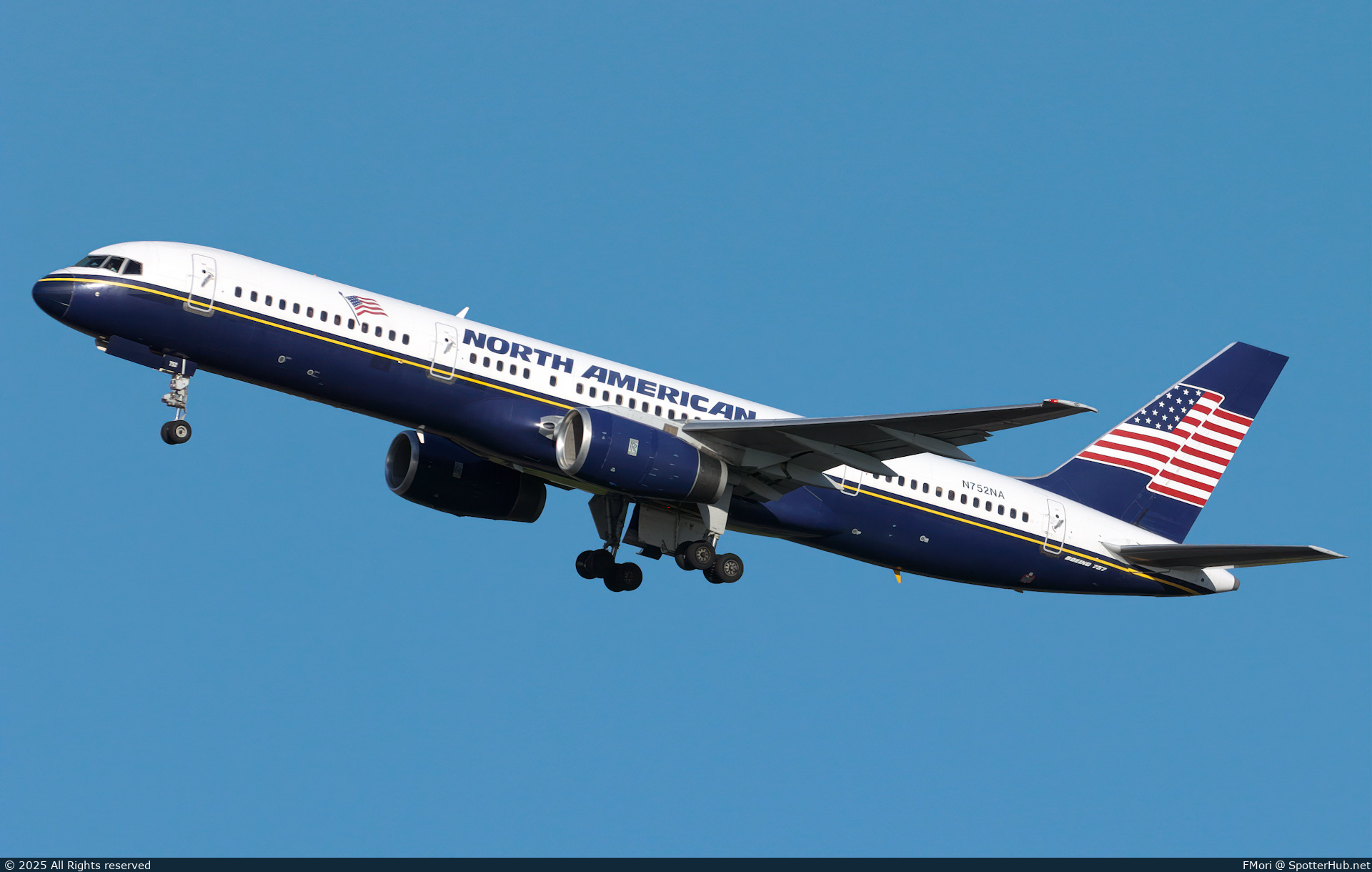 Photo of N752NA - Boeing 757-28A operated by North American Airlines