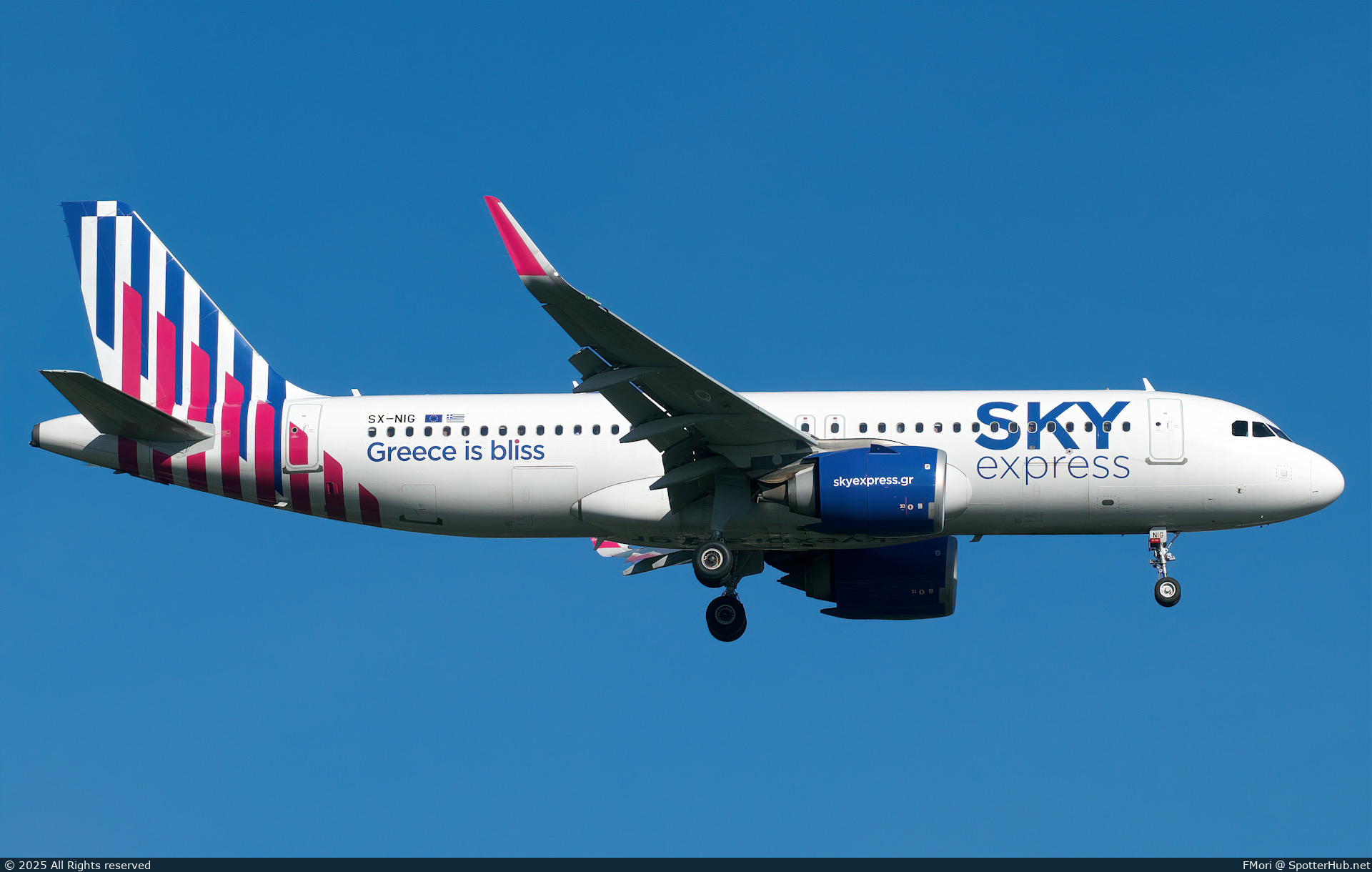 Photo of SX-NIG - Airbus A320-251N operated by Sky Express