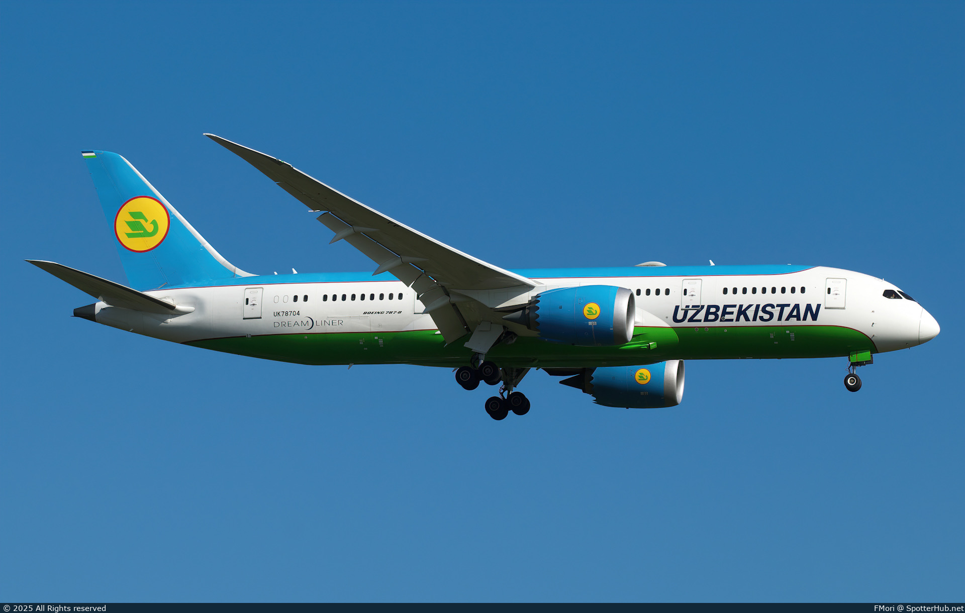 Photo of UK78704 - Boeing 787-8 Dreamliner operated by Uzbekistan Airways