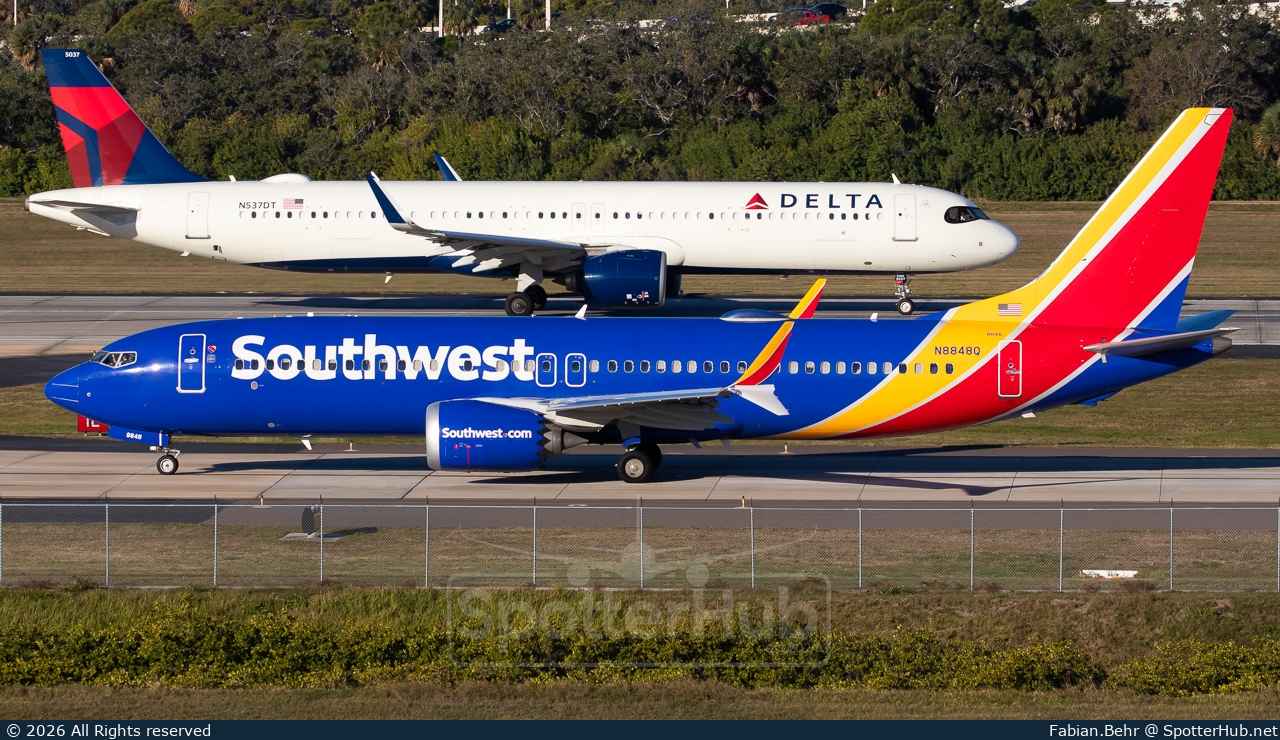 Photo of N8848Q - Boeing 737 MAX 8 operated by Southwest Airlines