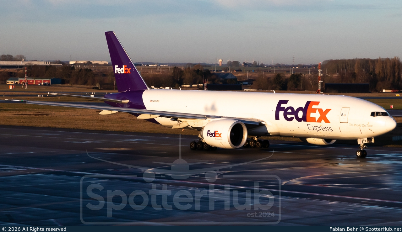 Photo of N871FD - Boeing 777-F operated by FedEx