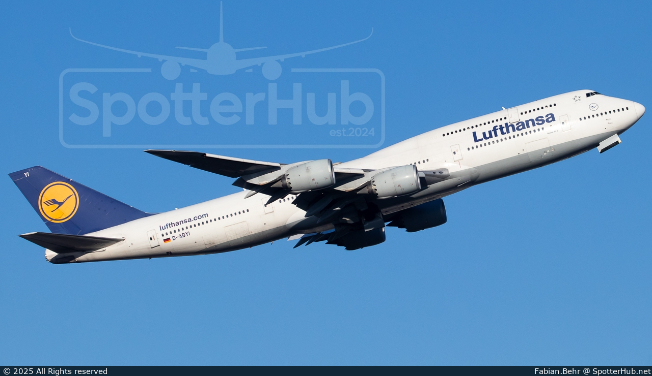 Photo of D-ABYI - Boeing 747-830 operated by Lufthansa