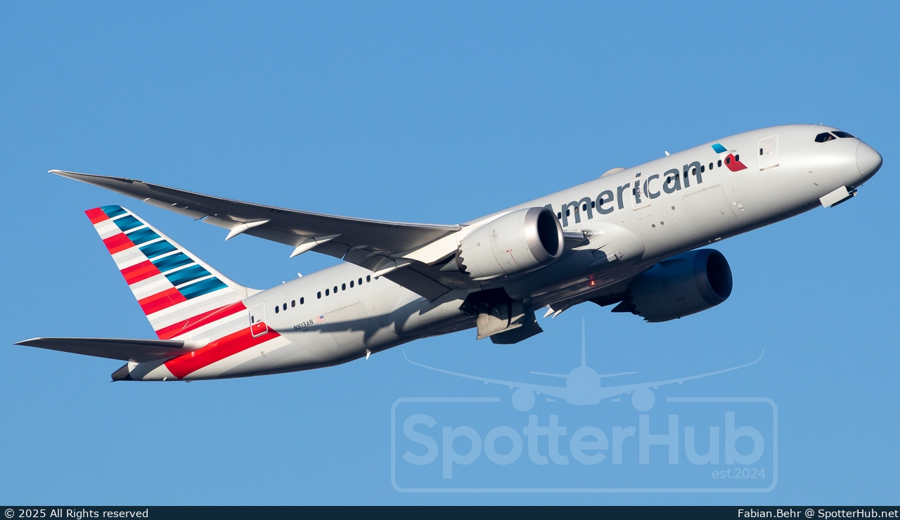 Photo of N813AN - Boeing 787-8 Dreamliner operated by American Airlines