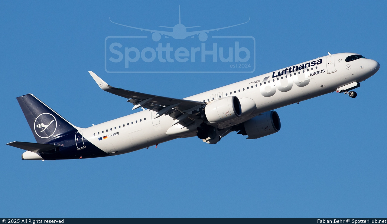 Photo of D-AIEQ - Airbus A321-271NX operated by Lufthansa