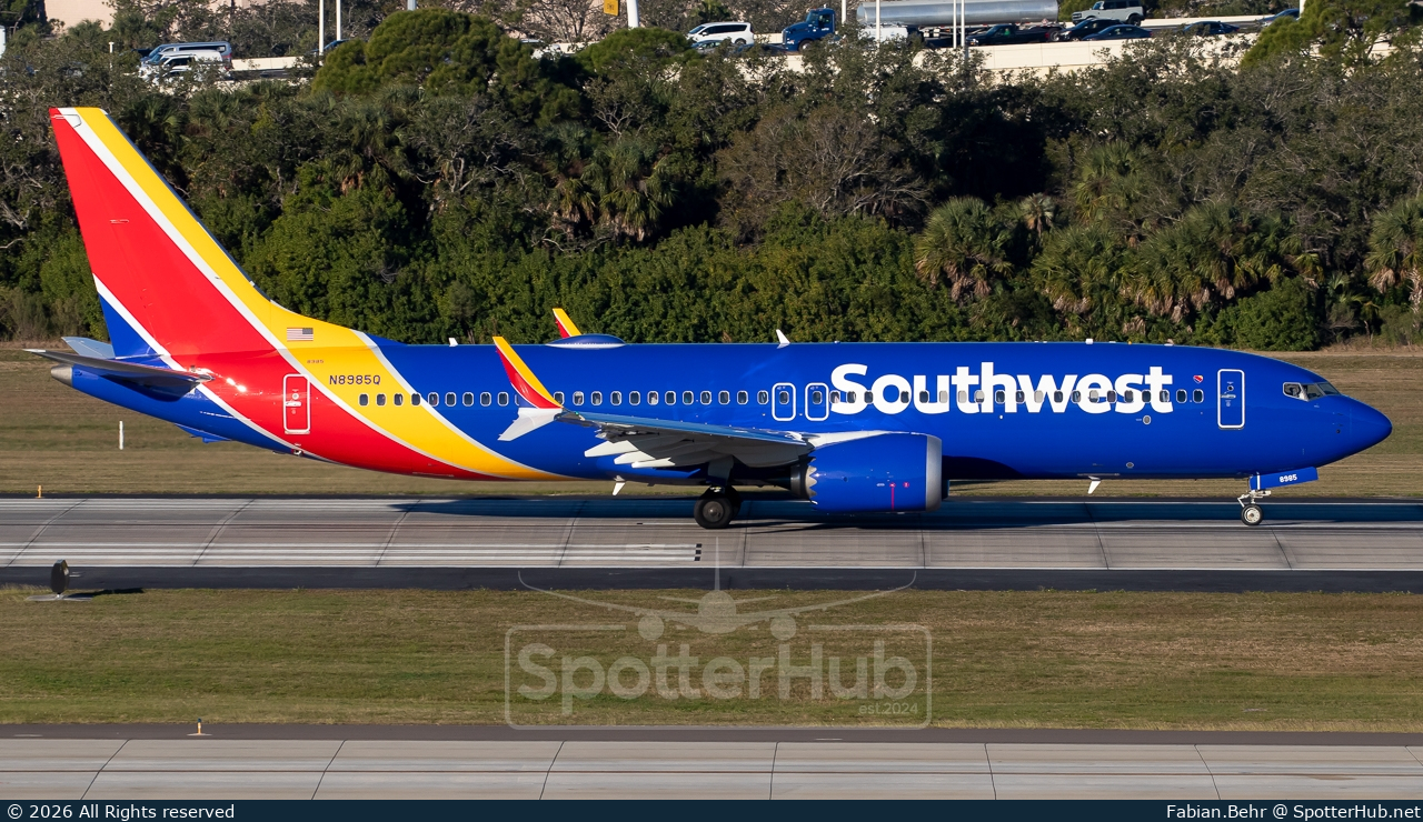 Photo of N8985Q - Boeing 737 MAX 8 operated by Southwest Airlines