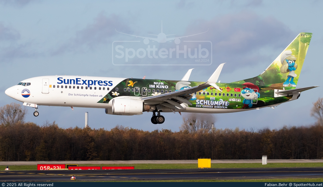 Photo of TC-SPY - Boeing 737-8EH operated by SunExpress