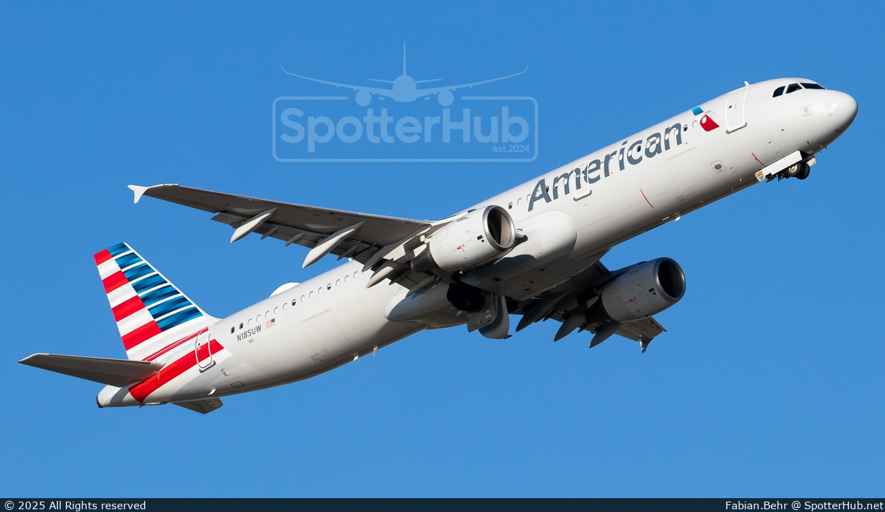 Photo of N185UW - Airbus A321-211 operated by American Airlines