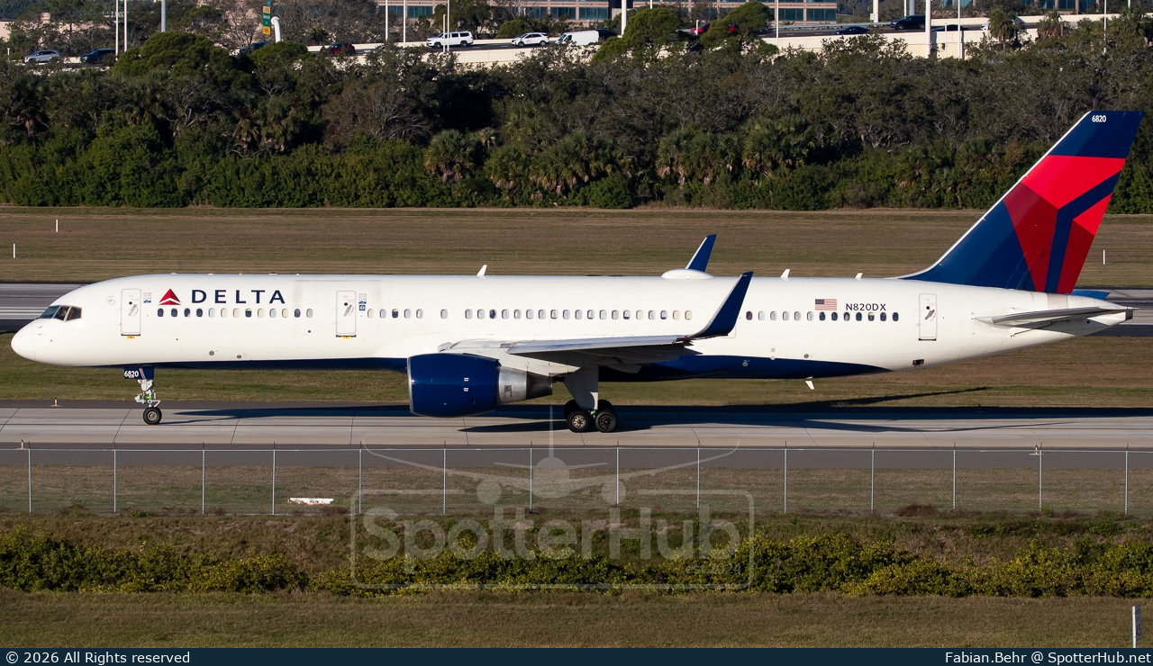 Photo of N820DX - Boeing 757-26D operated by Delta Air Lines